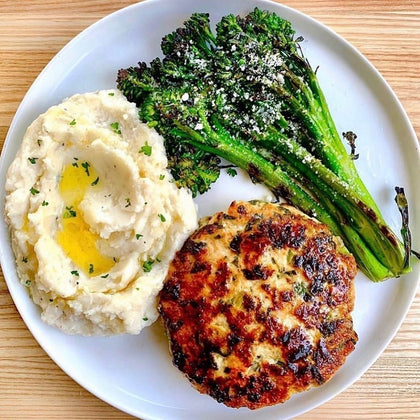 Zucchini & Feta Chicken Burger, Creamy Potatoes Mash and Grilled Broccolini